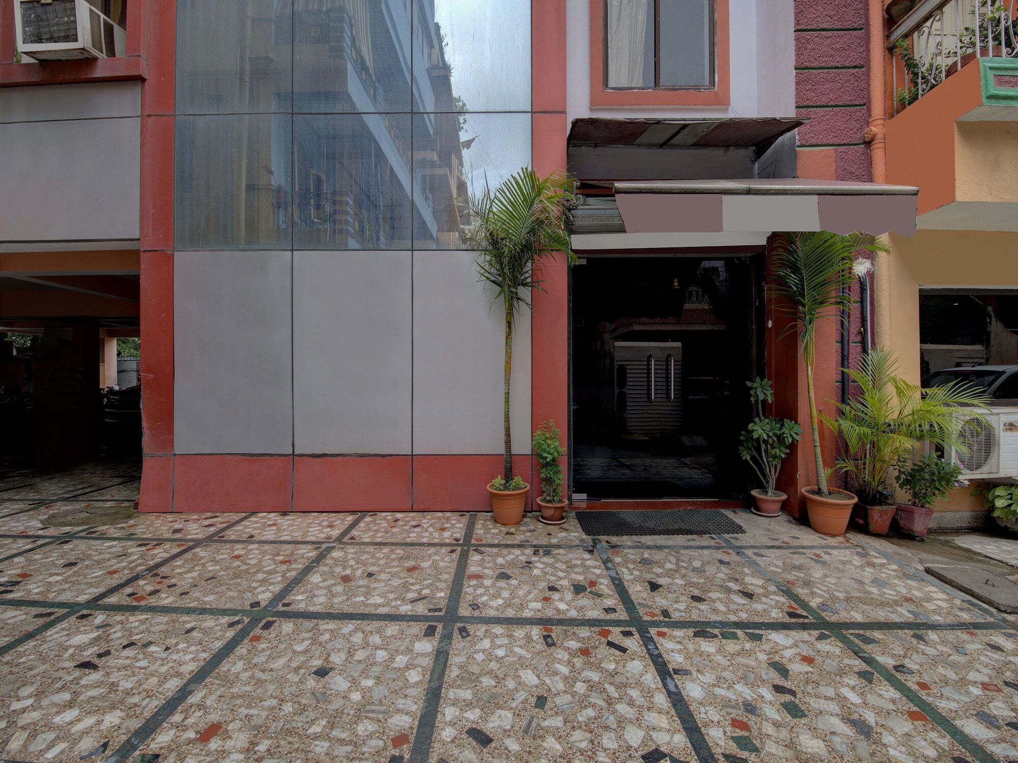Oyo 4275 Hotel Sunraj Residency Ranchi Eksteriør billede